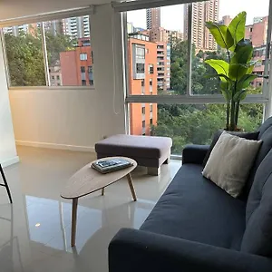  Apartamento Lujoso Apto En El Poblado-panoramica De La Ciudad! 1305 Colombia